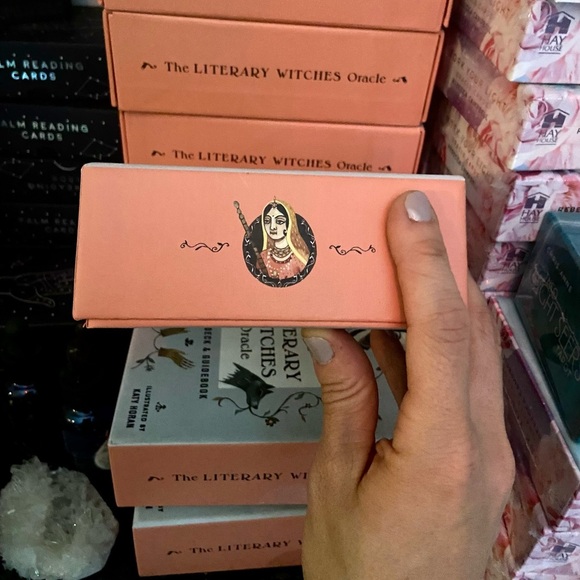 NEW The Literary Witches Oracle In Packaging fr Publisher Divination Witchcraft - Picture 3 of 5